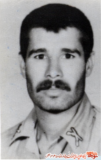زندگینامه سرباز وظیفه شهید عظیم خادمی باغستانی + تصاویر زندگینامه سرباز وظیفه شهید عظیم خادمی باغستانی + تصاویر
