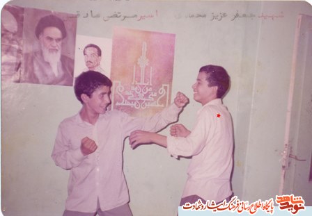 خدایا تواناییم ده که در این جبهه ها شکیبا باشم خدایا تواناییم ده که در این جبهه ها شکیبا باشم