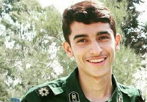 نامهای که شهید عباس دانشگر به امام خامنهای نوشت نامهای که شهید عباس دانشگر به امام خامنهای نوشت