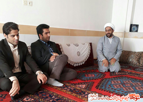 همزمان با ایام هفته دولت وایام عرفه وعید قرباندر خوانسار گلزار شهدای گمنام وقبور شهدای منا غباروبی وعطر افشانی گردید همزمان با ایام هفته دولت وایام عرفه وعید قرباندر خوانسار گلزار شهدای گمنام وقبور شهدای منا غباروبی وعطر افشانی گردید