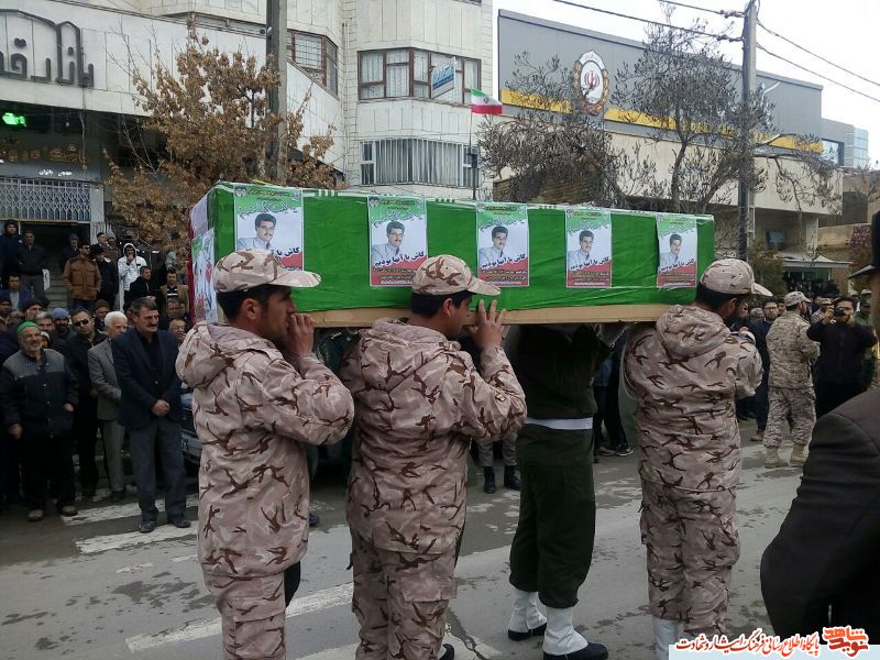 پیکر جانباز 70 درصد دوران دفاع مقدس در شیروان تشییع شد.