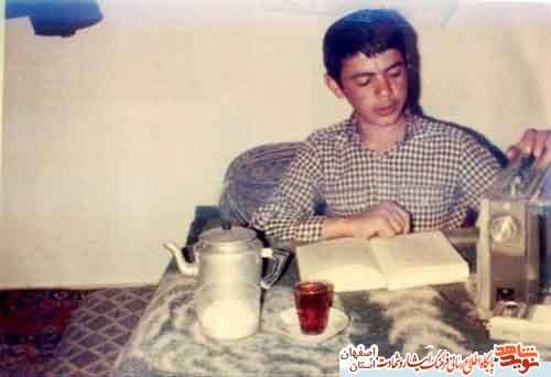 گزیده وصایای شهدای کاشان با موضوع قرآن درکلام شهدا گزیده وصایای شهدای کاشان با موضوع قرآن درکلام شهدا