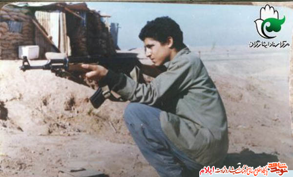 راه ما را ادامه دهید/ وصیت نامه شهید مراد سلیماندوست از شهدای آذر ماه استان ایلام+ تصاویری از شهید