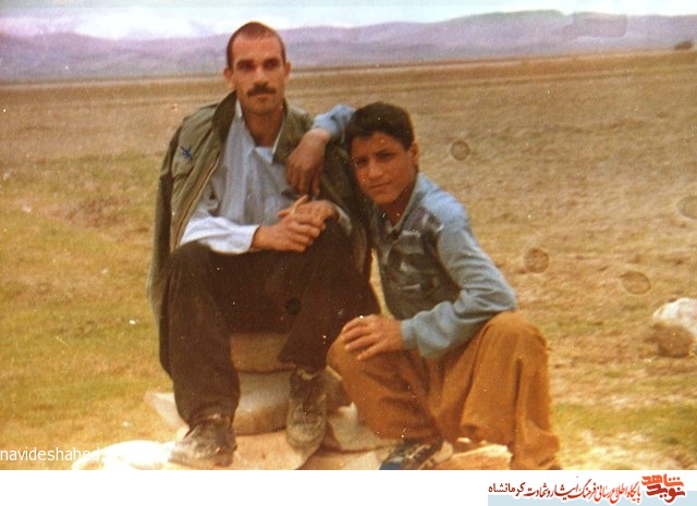 از اینکه کوچکترین قدم را در راه اسلام عزیز برمیدارم مسرورم از اینکه کوچکترین قدم را در راه اسلام عزیز برمیدارم مسرورم
