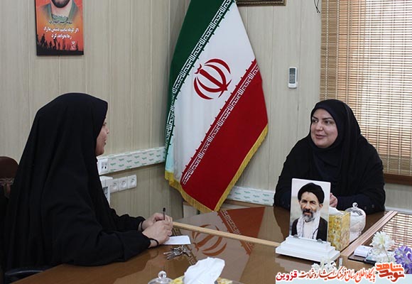 سالهاست که یک قاب عکس بابای من است/ تنها دلخوشی مادر برای ادامه دادن زندگیاش بودم سالهاست که یک قاب عکس بابای من است/ تنها دلخوشی مادر برای ادامه دادن زندگیاش بودم