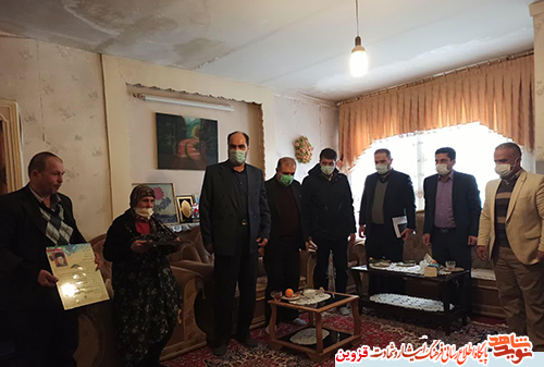 هیچگاه از شهادت فرزندم پشیمان نشدم هیچگاه از شهادت فرزندم پشیمان نشدم