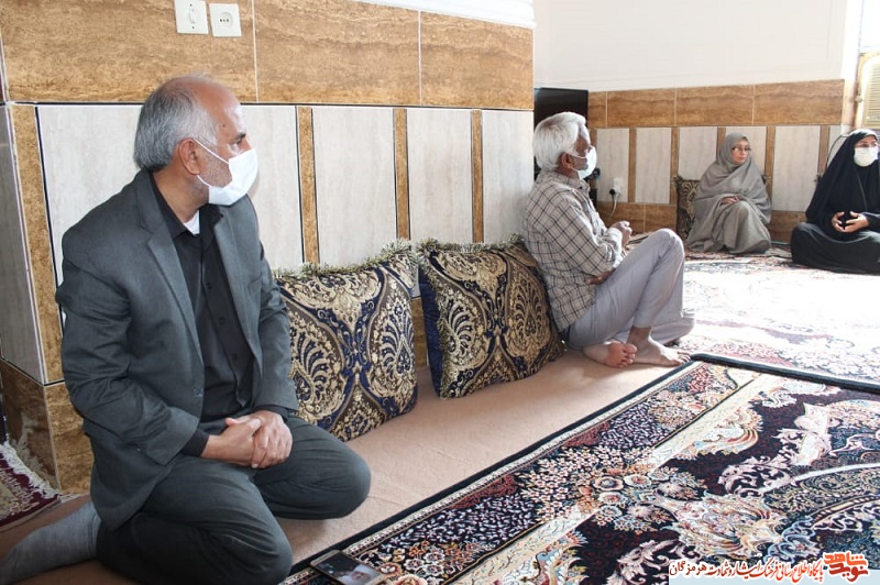تجلیل از خانواده معظم شهیدان «روشی» و «سالمی» در شهرستان رودان