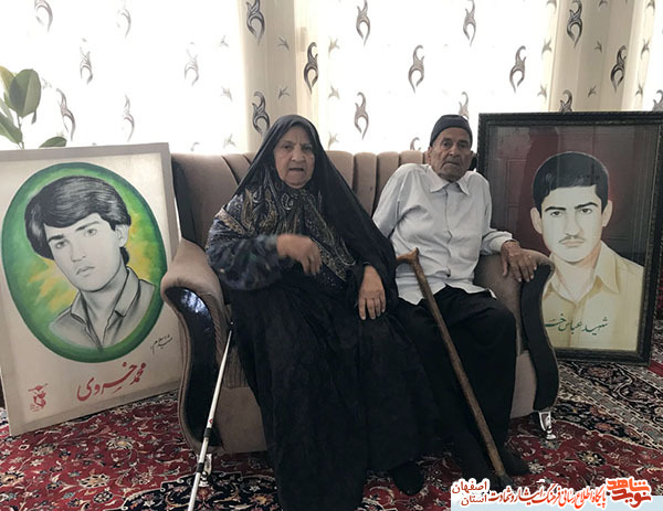پدر شهیدان «خسروی» به فرزندان شهیدش پیوست پدر شهیدان «خسروی» به فرزندان شهیدش پیوست