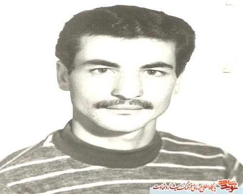 هرکس صدای من را می شنود به پدرو مادرم اطلاع دهد هرکس صدای من را می شنود به پدرو مادرم اطلاع دهد