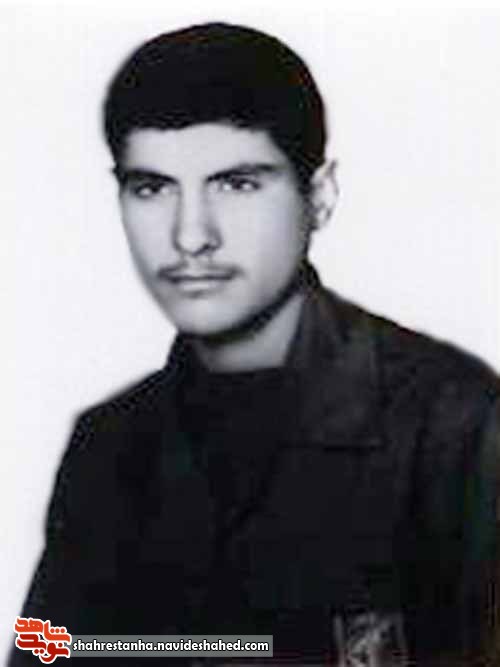 خون شهید است که به انقلاب تداوم می‌بخشد