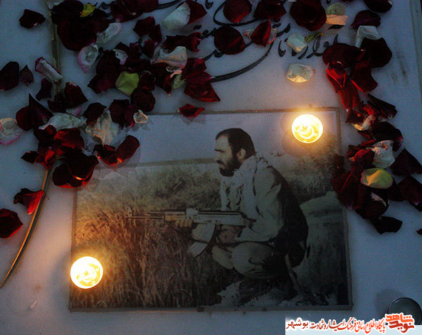 گزارش تصویری|آیین شام غریبان در گلزار شهدای استان بوشهر برگزار شد