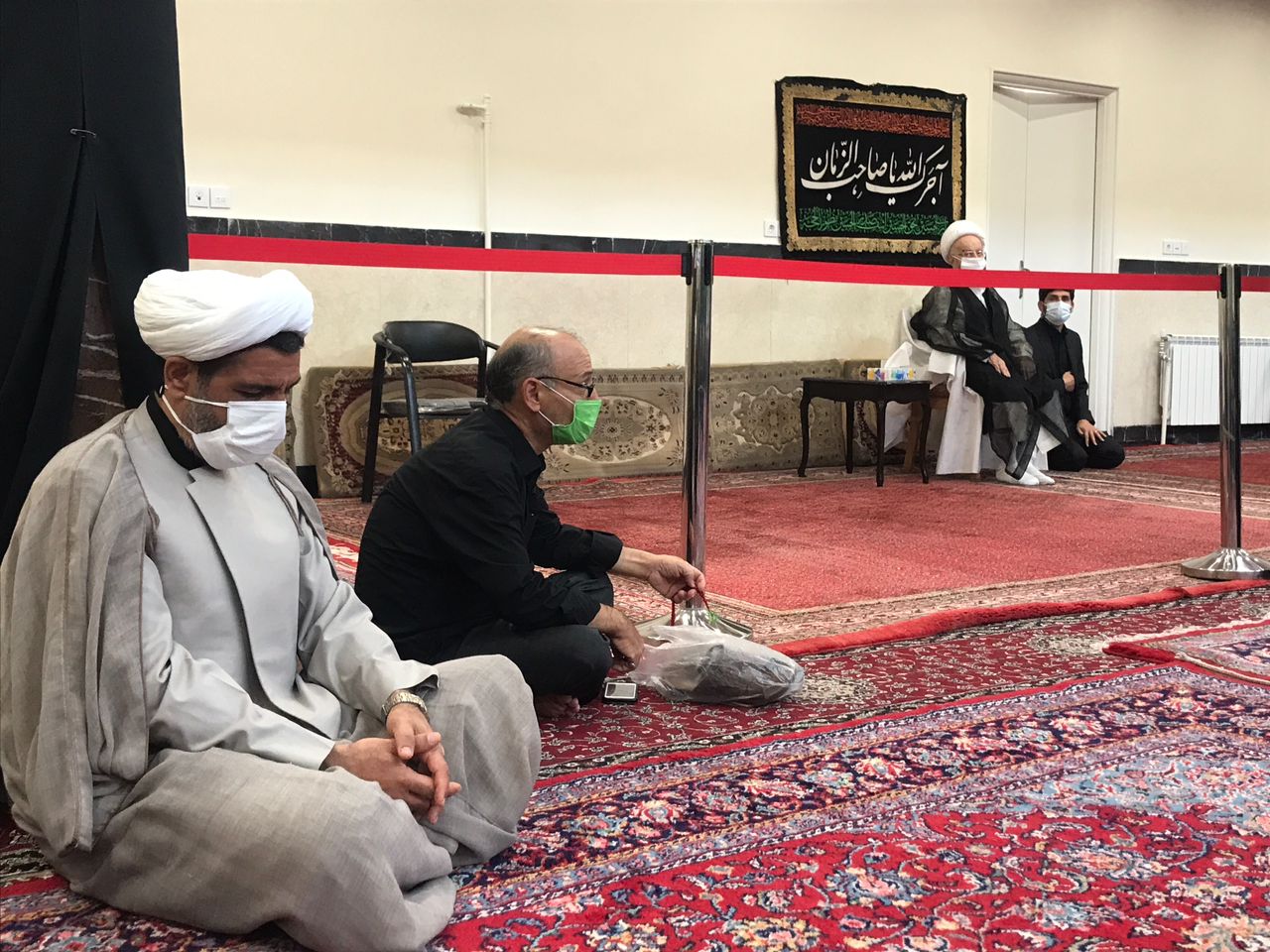 حضور مدیرکل بنیاد شهید وامور ایثارگران قم در مراسم عزاداری حسینی حضور مدیرکل بنیاد شهید وامور ایثارگران قم در مراسم عزاداری حسینی