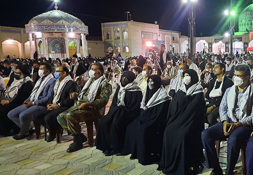 رمز پیروزی توکل بر خدا و شهدا است