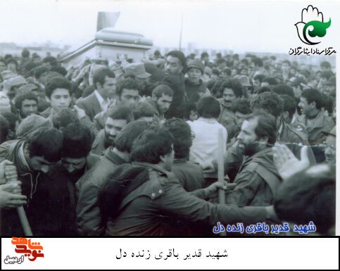 گزارش تصویری| تشییع پیکر شهدای اردبیل توسط مردم در دوران دفاع مقدس