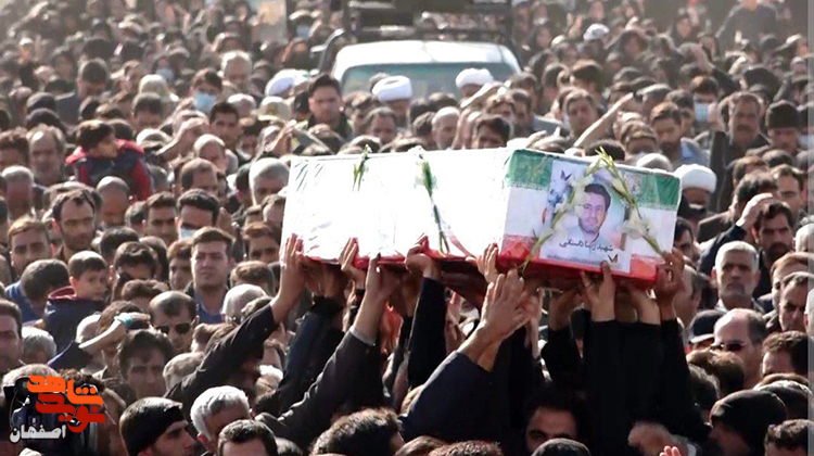 پیکر مطهر شهید «داستانی» در ورزنه تشییع شد