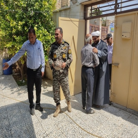 دیدار و سرکشی از منزل پدر شهید امدادگر «علی کمالزاده» دیدار و سرکشی از منزل پدر شهید امدادگر «علی کمالزاده»