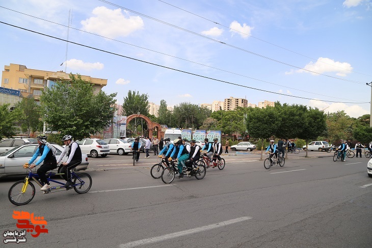 کاروان دوچرخه‌سواری جانبازان بصیر آذربایجان شرقی به حرم مطهر امام (ره)