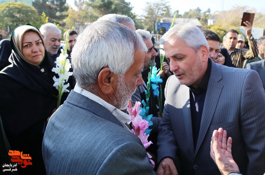 سرانجام ۴۰ سال دلتنگی و استقبال از شهدا + تصاویر سرانجام ۴۰ سال دلتنگی و استقبال از شهدا + تصاویر