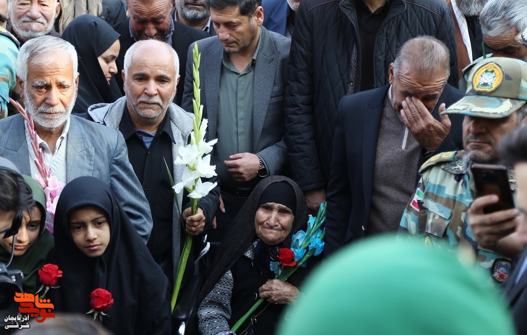 سرانجام ۴۰ سال دلتنگی و استقبال از شهدا + تصاویر سرانجام ۴۰ سال دلتنگی و استقبال از شهدا + تصاویر