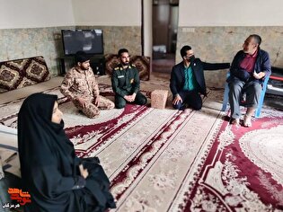 تکریم خانواده‌های شهدا و جانبازان روستاهای بخش مرکزی حاجی آباد