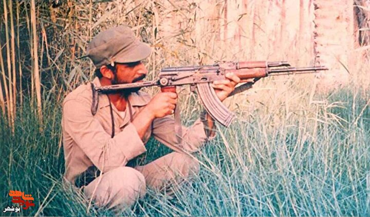 تصاویر به جا مانده از شهید «احمد جولائیان»