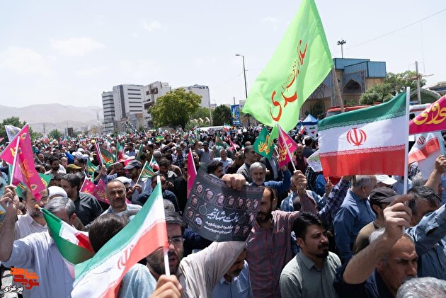 شکوه حضور مردم اراک در راهپیمایی خشم
