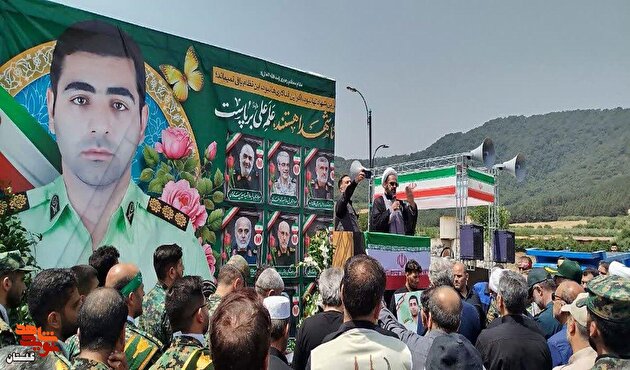گزارش تصویری / برگزاری مراسم تشییع شهید مدافع وطن «مهرداد نعیمی»