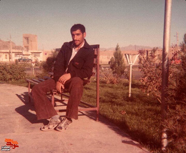 آلبوم تصاویر شهید«محمودرضا شیخ ویسی» منتشر شد