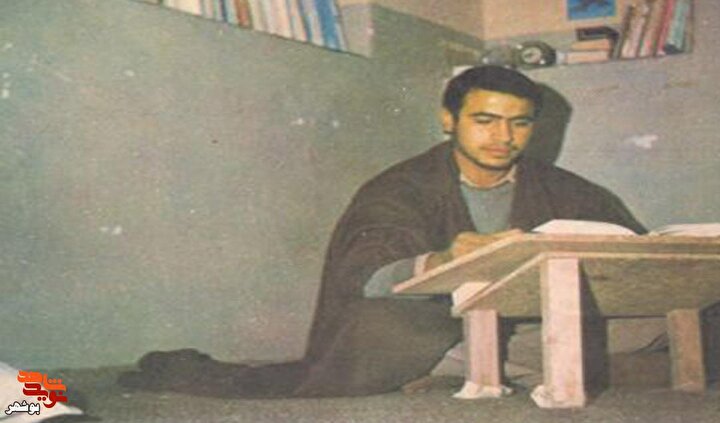 تصاویر شهید «عبدالرضا حکیمی برازجانی»