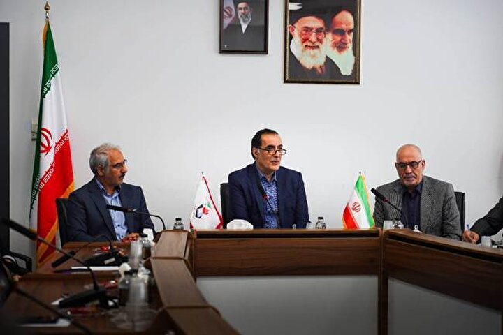 تأکید رئیس بنیاد شهید بر عدالت‌محوری در حوزه سلامت ایثارگران/ ضرورت ایجاد سیستم مدیریت هوشمند و شفافیت در ارائه اطلاعات