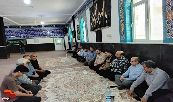 دیدار مدیرکل بنیاد شهید بوشهر با خانواده شهدای حمله جنایتکارانه آمریکا به جنوب کشور
