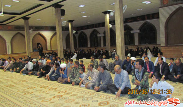 یادواره  چهارده  شهید محله بان باباخان شهرستان ملکشاهی و گرامیداشت پاسدار شهید کسعلی دربین