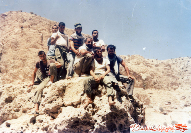 از چپ: شهید سید احمد متولی زاده - سید رضا سبط احمدی - اکبر عشقعلی - احمد اصغری - ناصر - خوشخو - علی اصغر الیخانی