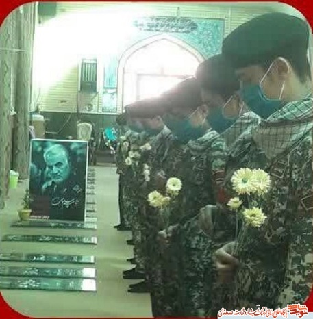 تجدید میثاق نوجوانان بسیجی شهرستان مهدیشهر با شهدا در سالروز شهادت شهید حاج قاسم سلیمانی