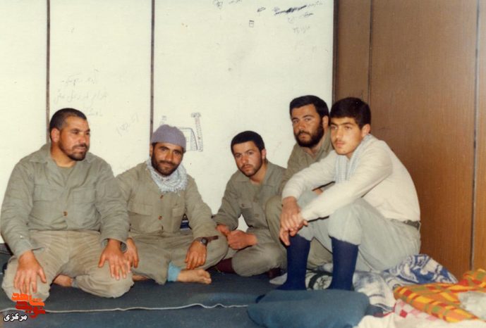 از چپ: خان محمدی - عباس قاسمی - محمود شریفی - شهید بیژن جلالی - سید محمد بنی جمال