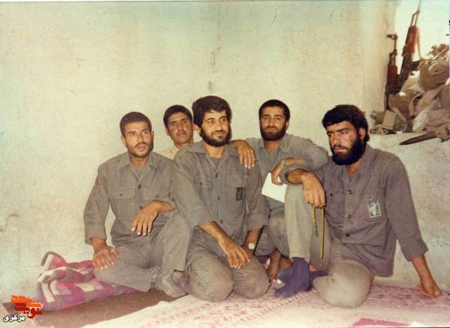 از چپ: شهید مسعود مرادی - صادقی - محسن فرضی - صادق اله دادی - شهید غضنفر داود آبادی