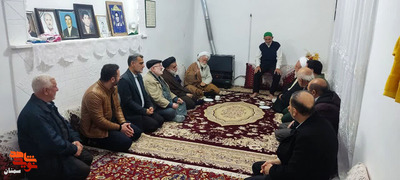 دیدار حجتالاسلام نعیمآبادی با والدین معظم شهید والامقام سید محمد میرکمالی- پنجشنبه بیست و هفتم بهمنماه ۱۴۰۱ روستای طاق شهرستان دامغان