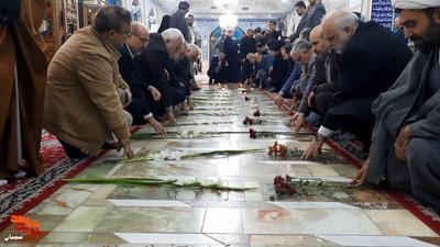 گلباران گلزار شهدا- بیست و چهارم آبان ۱۴۰۲ گلزار شهدای امامزاده یحیی (ع) شهرستان سمنان